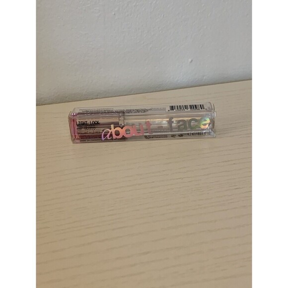 about-face LIGHT LOCK Lip Gloss, Prelude .14 fl oz New Box golden pearl - Picture 3 of 9